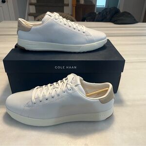 Cole Haan Men's White and Tan Sneakers Grandpro Tennis